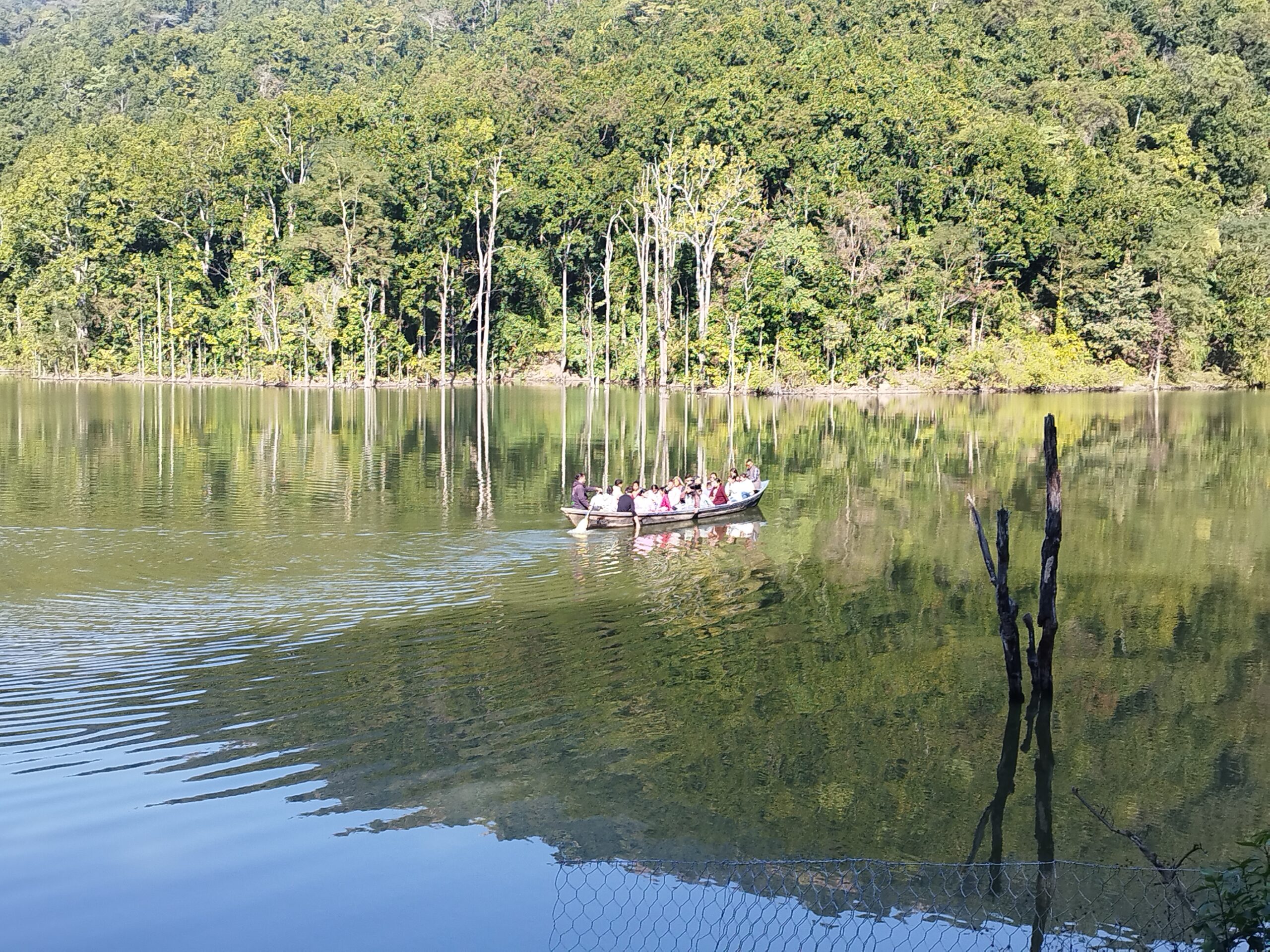 आन्तरिक पर्यटकको रोजाइ बन्दै बाह्रकुने दह