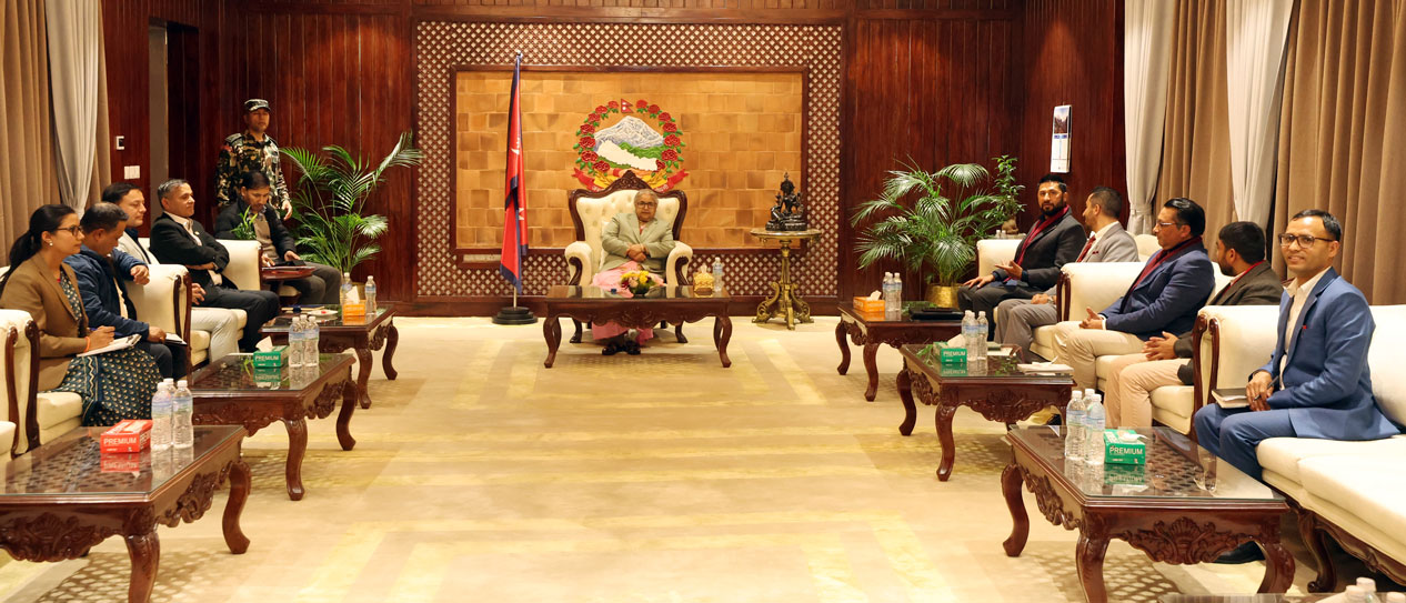 प्रधानमन्त्रीसँग रवि लामिछानेको भेट‚ के भयो संवाद