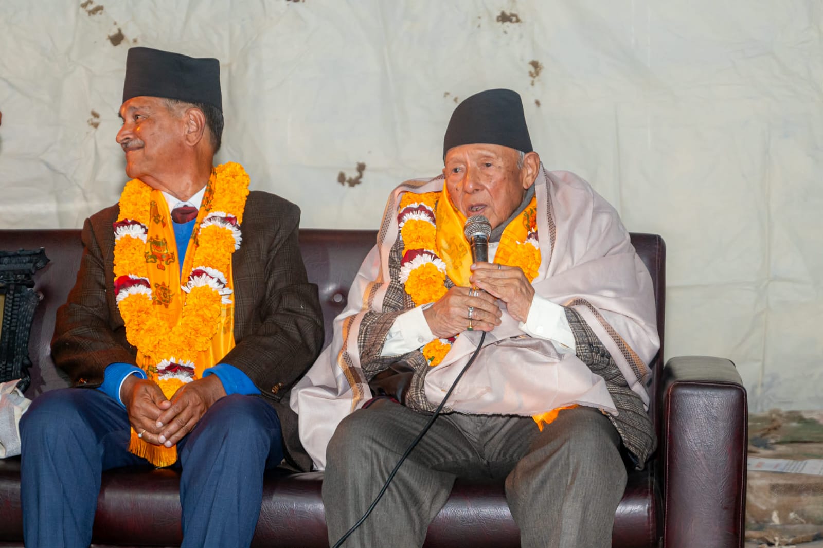 वरिष्ठ नृत्य निर्देशक थापा र वरिष्ठ नाट्यकर्मी शर्मालाई सम्मान