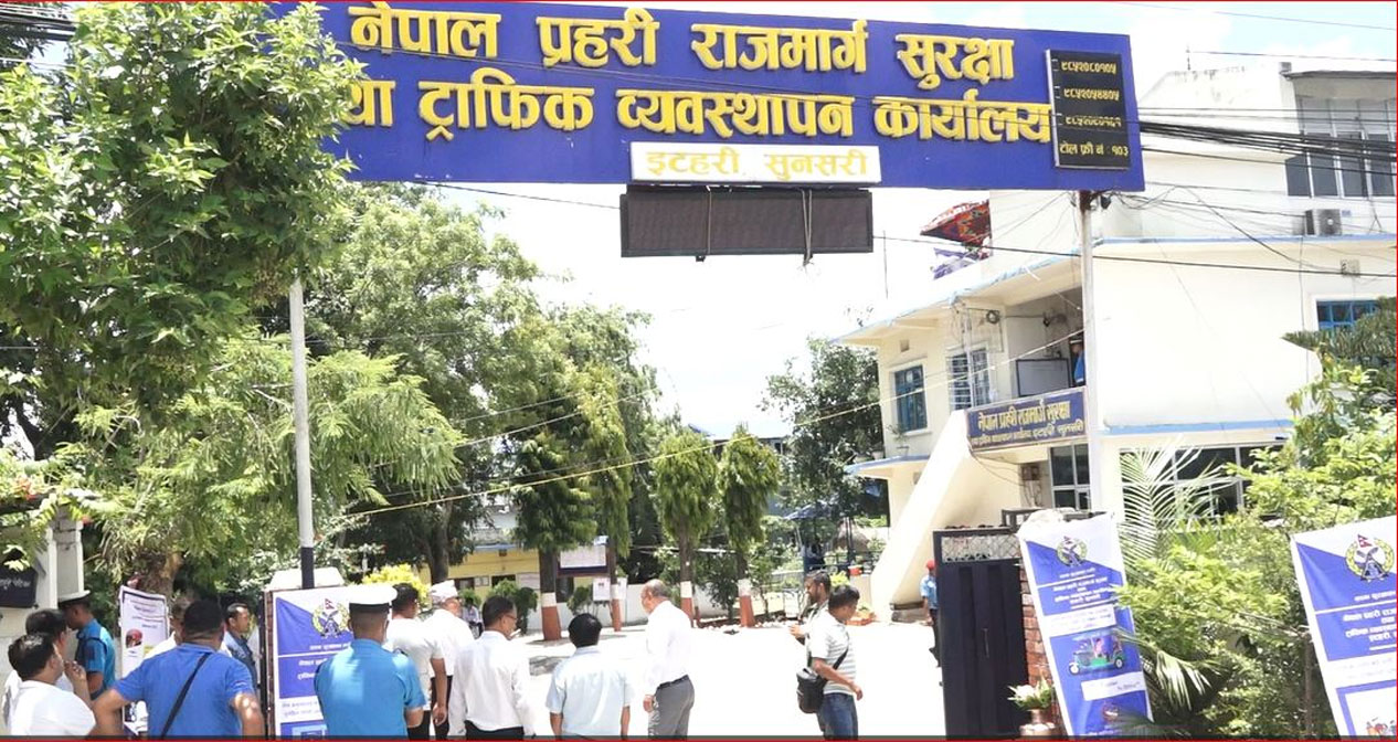 प्रहरीले नियन्त्रणमा लियो नक्कली नम्बर राखेर चलाइएका पाँच गाडी