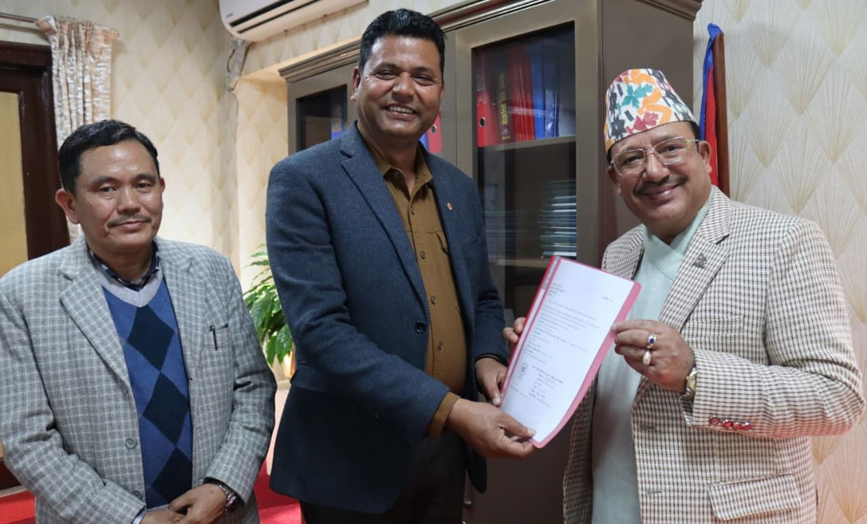 समानुपातिक निर्वाचन प्रणालीका लागि एमालेले गर्‍यो दल दर्ता