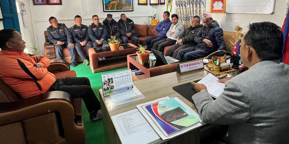 ‘रामप्रसादराई’मा राजस्व चुहावट नियन्त्रण गर्न अभियान सञ्चालन