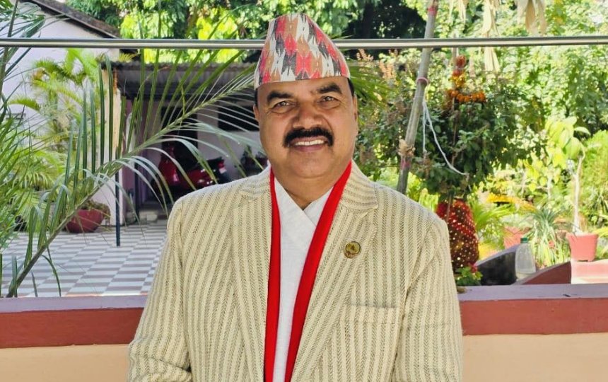 वासुदेव घिमिरेले एमाले छाडे