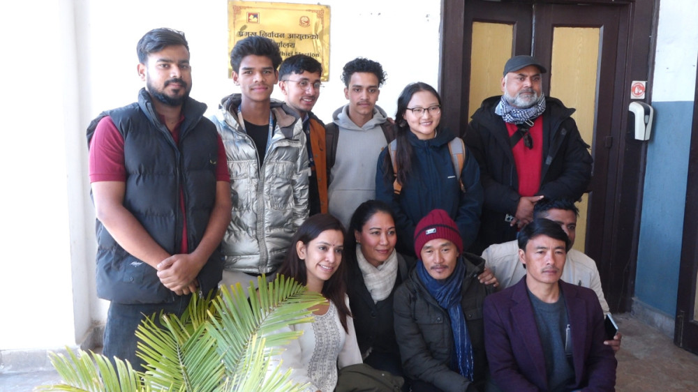 विदेशमा पनि मतदानको व्यवस्था मिलाउन प्रमुख आयुक्तलाई अनुरोध