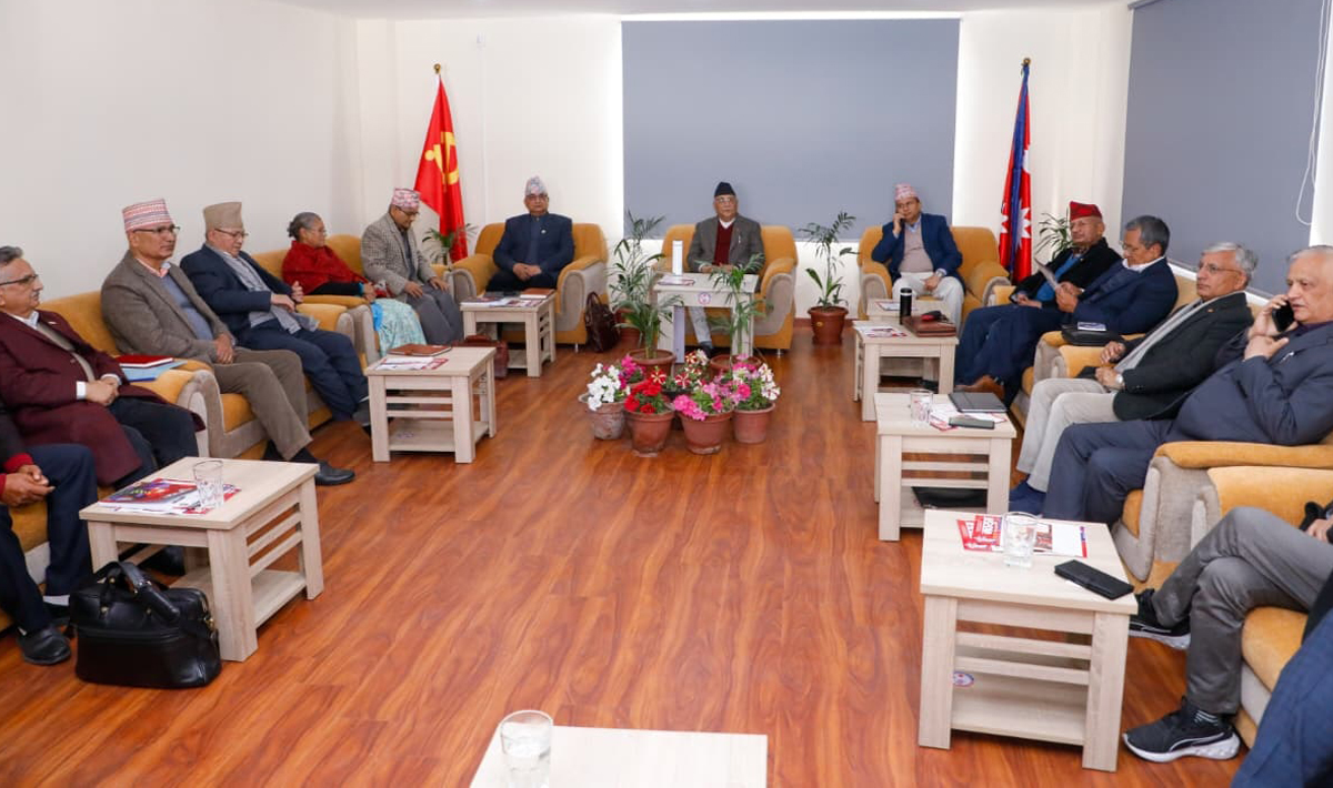 एमाले सचिवालय बैठक : विधान महाधिवेशनमा पारित विधानका आधारमै नयाँ नेतृत्व चयन गरिने