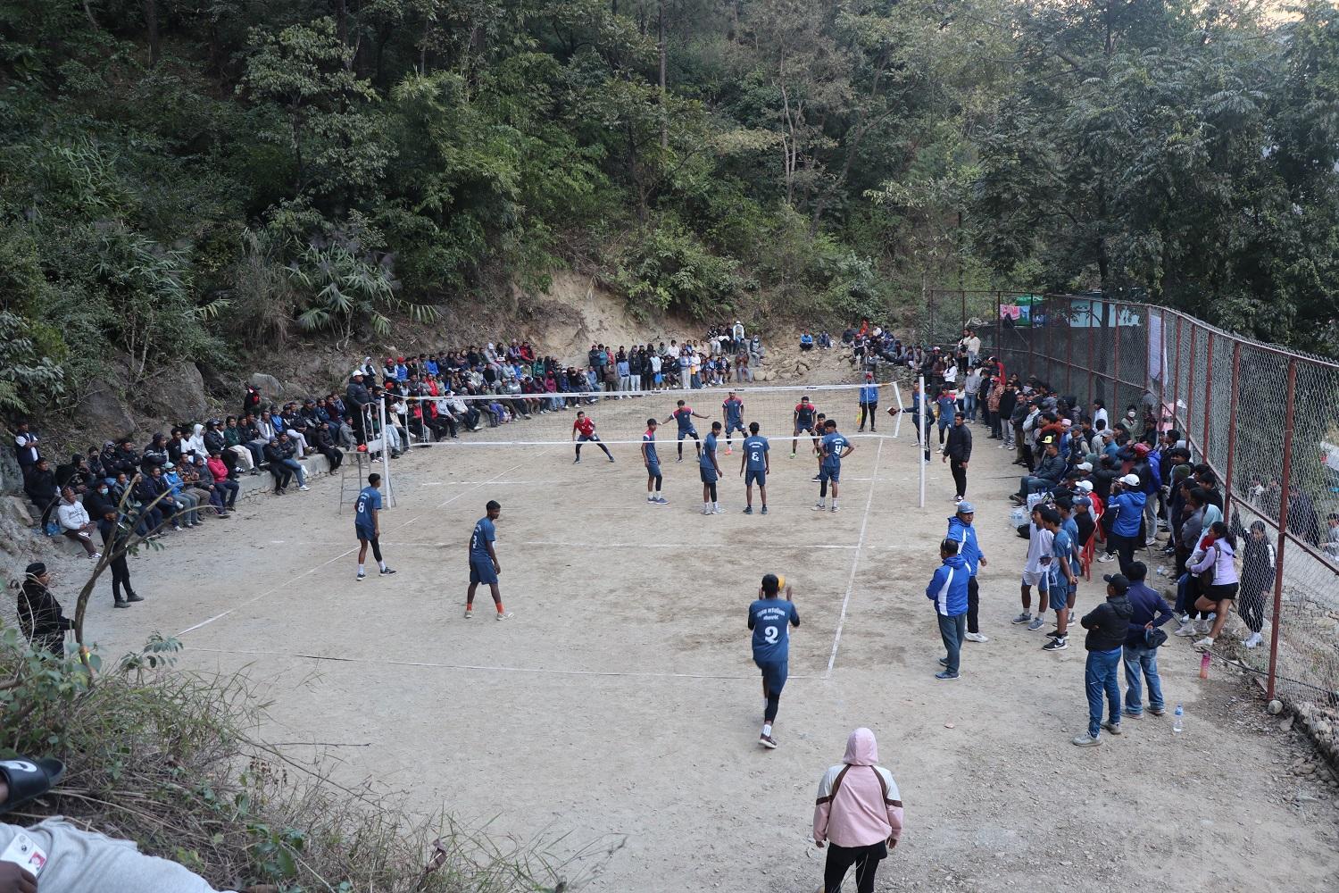 मङ्गलाघाटमा पाखो सम्याएर खेलमैदान निर्माण