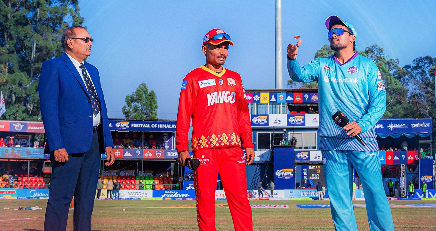 काठमाडौं गोर्खाज टस जितेर ब्याटिङ गर्दै