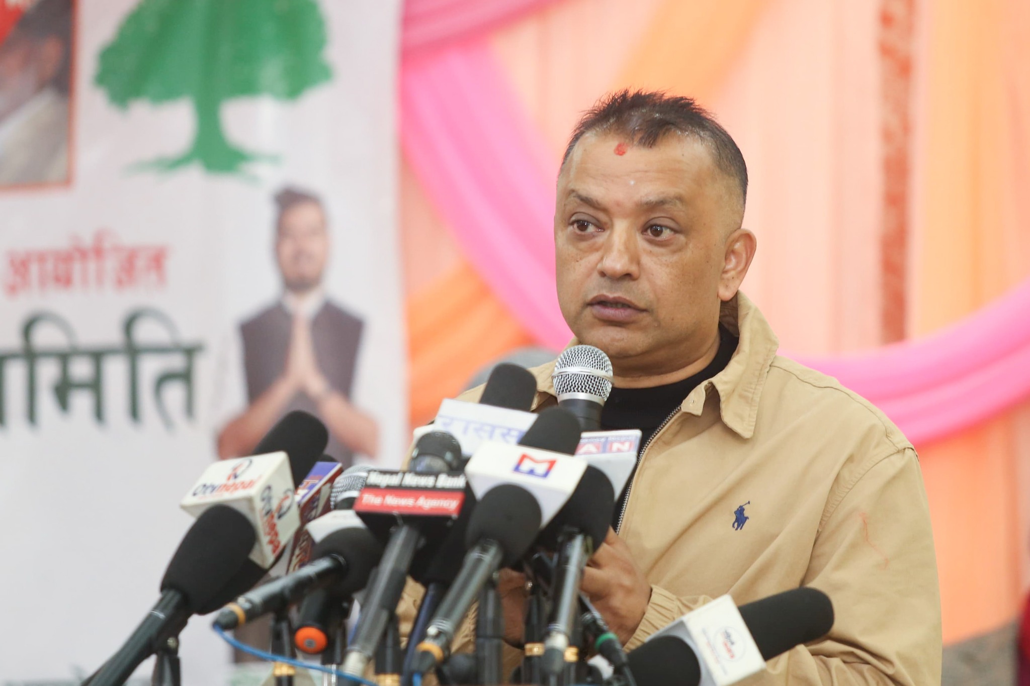 कांग्रेसले अब गठबन्धनको राजनीति गर्दैन : गगन थापा