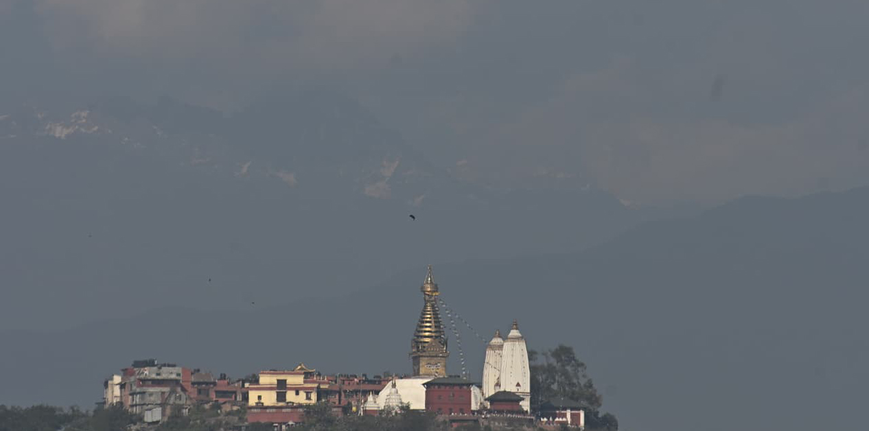 वायु प्रदूषणले आजित पर्यटक