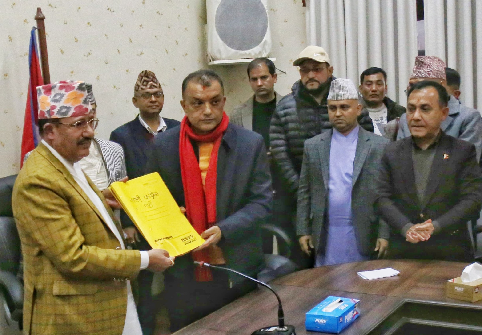 कांग्रेसको दोस्रो विशेष महाधिवेशनबाट पारित दस्ताबेज आयोगमा बुझाइयो