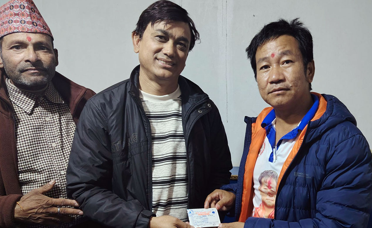 रास्वपाका पूर्वसांसद ढाकाकुमार श्रम संस्कृति पार्टीमा प्रवेश