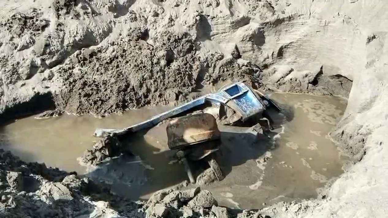 त्रिशूलीमा पुरिएको बस ‘गणपति डिलक्स’ भएको पुष्टि