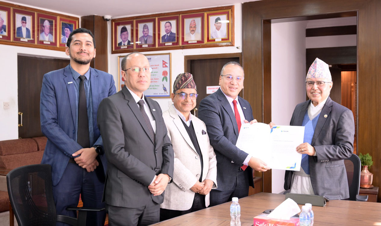 भौतिक पूर्वाधार पुनर्निर्माण कोषमा मेटलाइफको २५ लाख