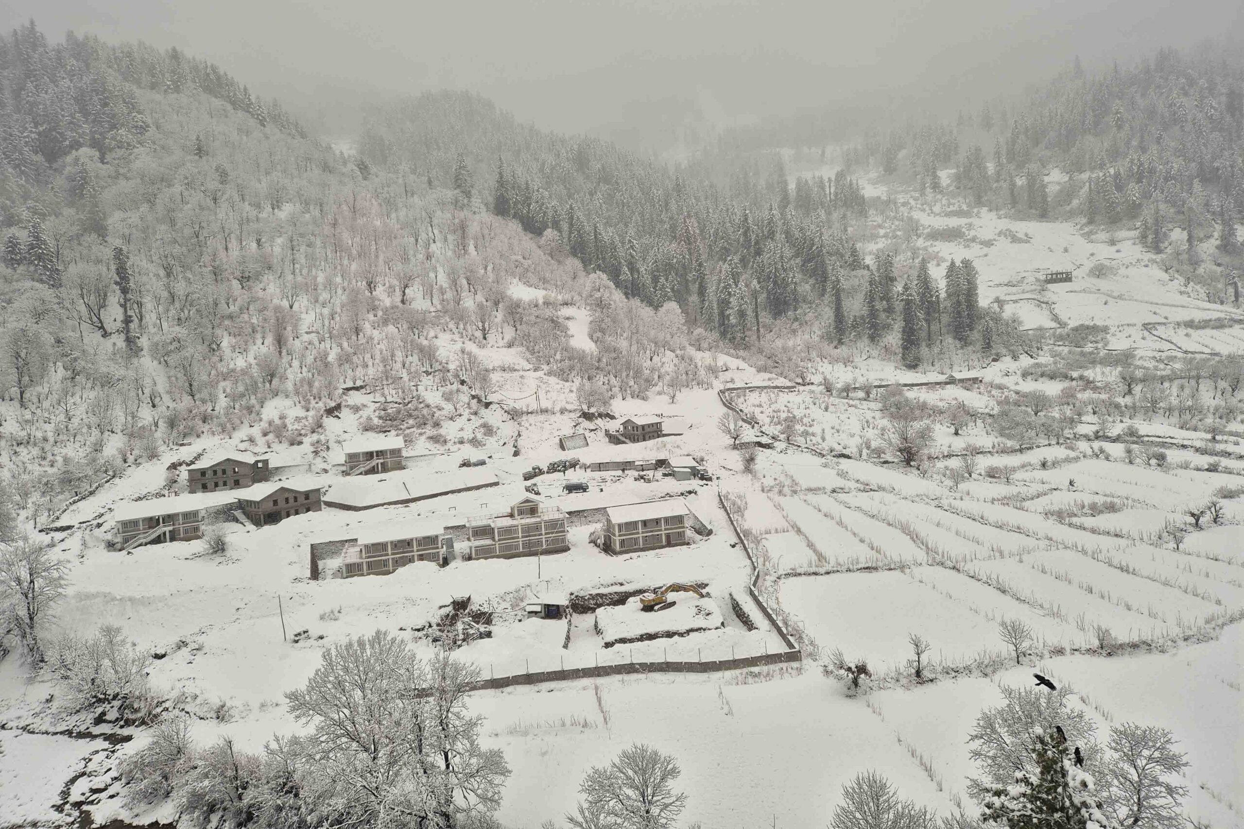 आज कोशी, बागमती र गण्डकी प्रदेशको उच्च पहाडी तथा हिमाली भूभागमा हल्का हिमपातको सम्भावना