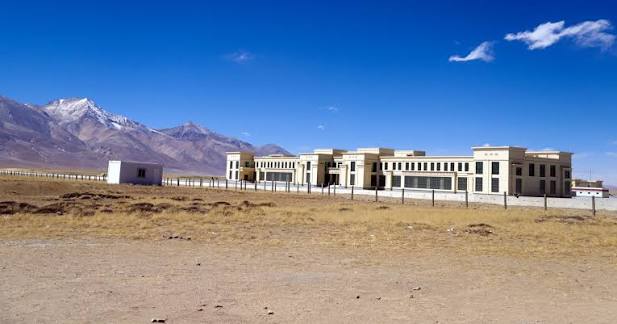 तातोपानी र रसुवागढी नाका खुलेपछि कोरलाबाट आयात–निर्यात घट्यो