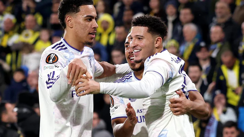 युरोपा लिग : एस्टन भिल्ला अन्तिम १६ मा