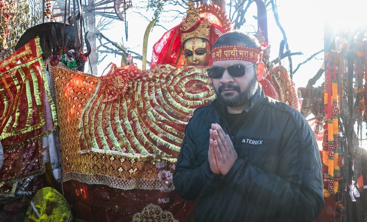 बालेनले गरे पाथिभरा माताको दर्शन