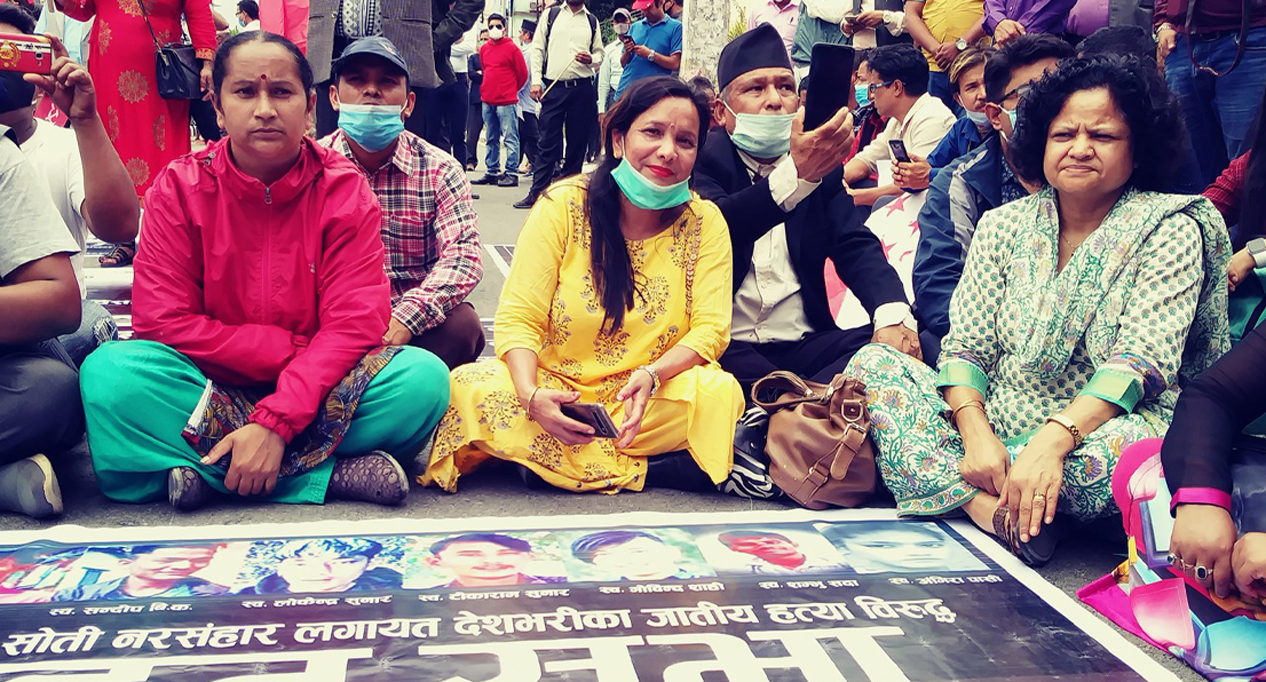 संसद्‌मा छुट्न नहुने कमला हेमचुरी