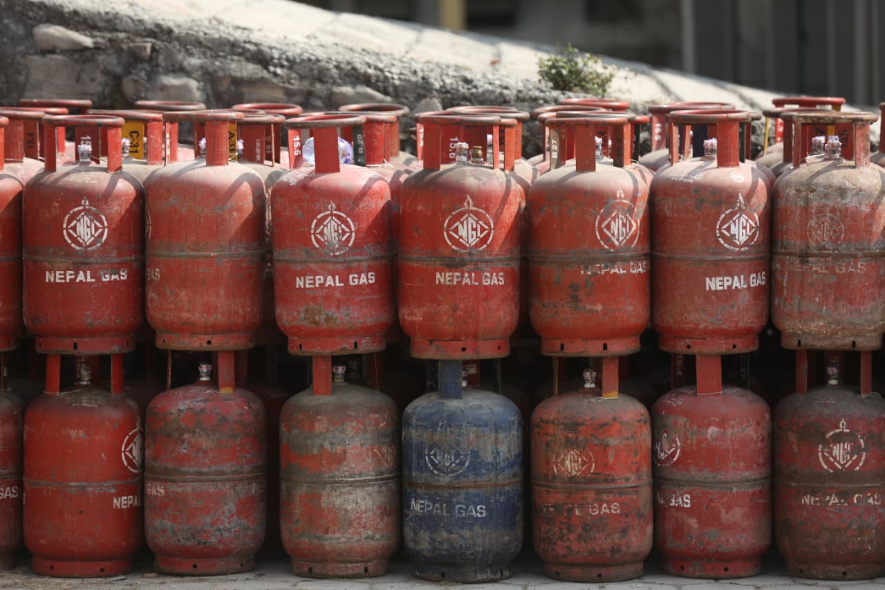 निर्वाचन अवधिलाई लक्षित गर्दै एलपी ग्यास आयात बढाइयो