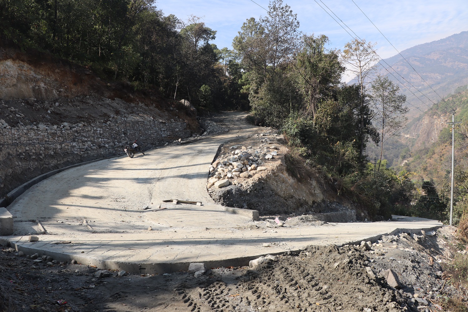 लक्ष्यभन्दा पाँच महिनाअघि नै सडक स्तरोन्नति सम्पन्न