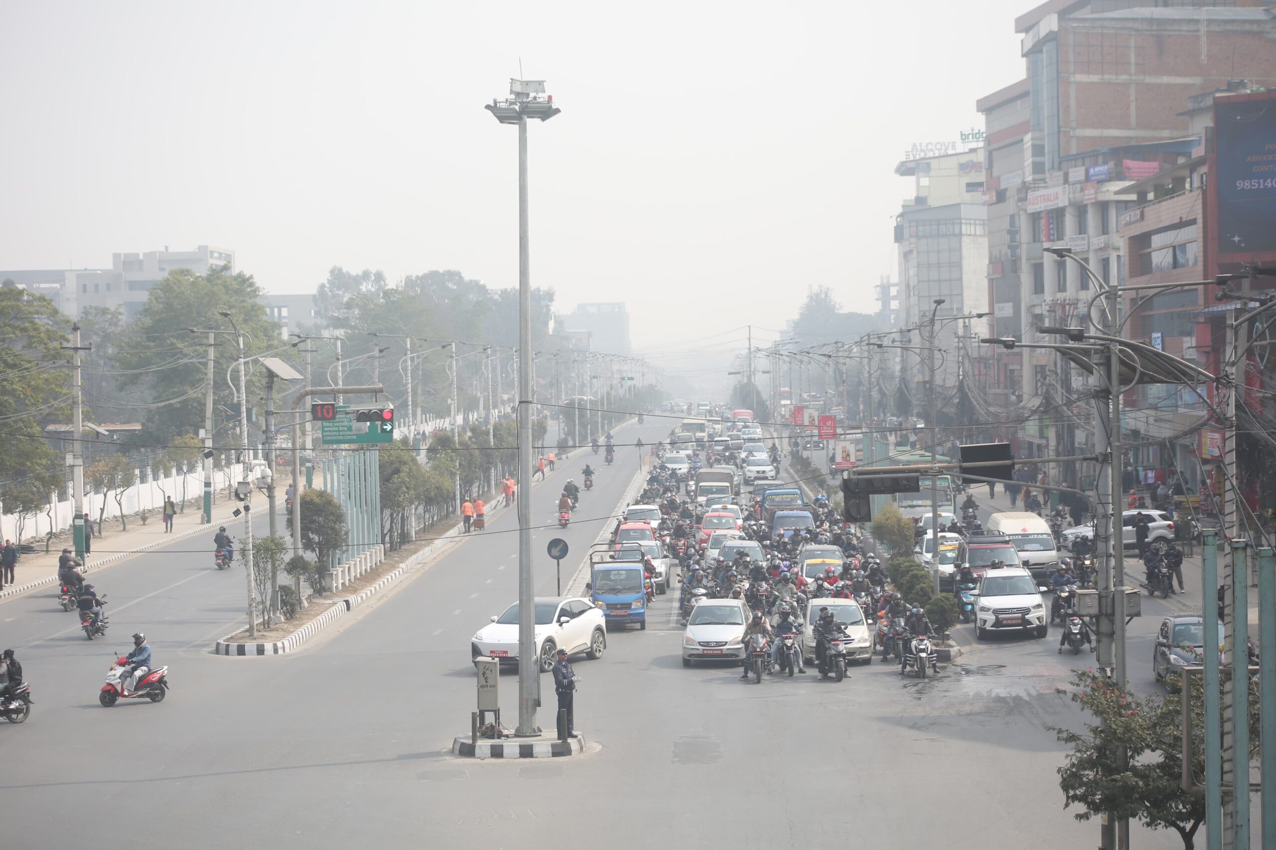 खुल्यो धुम्म आकाश [तस्बिरसहित]