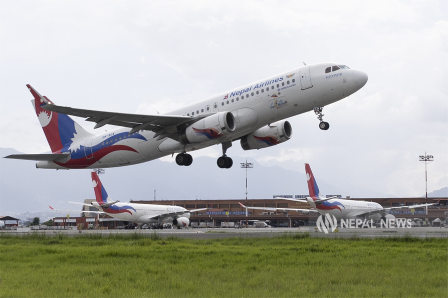 उडान क्षमता दैनिक २० घण्टा, उड्छ मुस्किलले आठ घण्टा