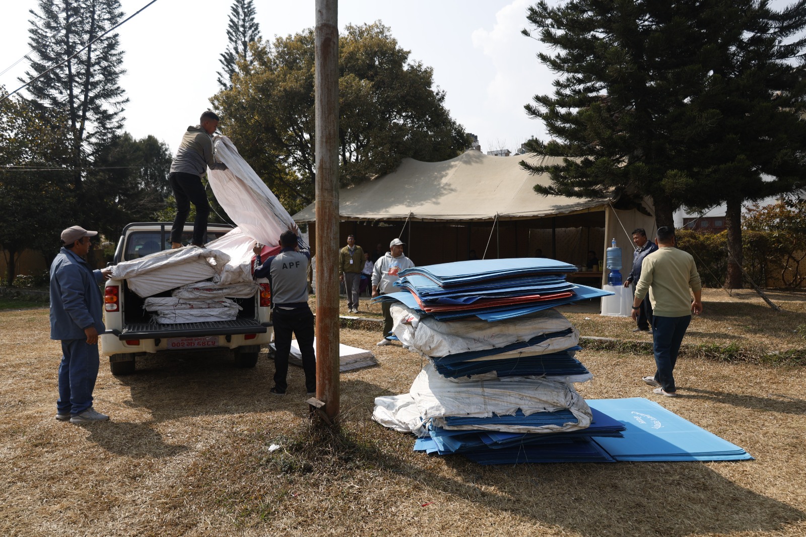 ११ तस्बिरमा चुनावको चटारो