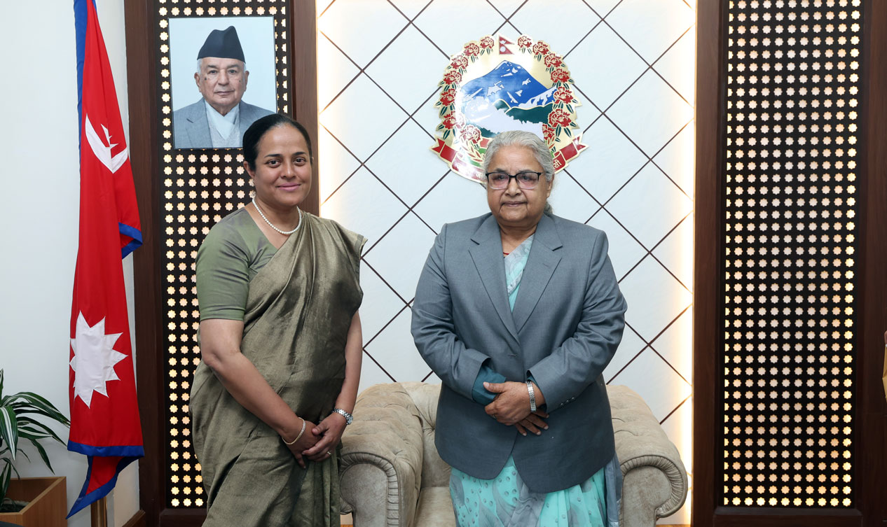 प्रधानमन्त्रीसँग नेपालका लागि श्रीलंकाकी राजदूतको भेट