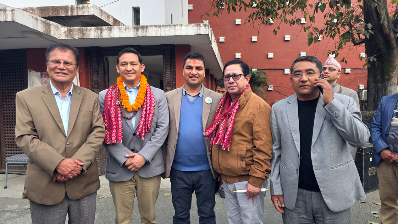 रास्वपाका प्रणय राणा र नेकपाका दीपक केसी कांग्रेस प्रवेश