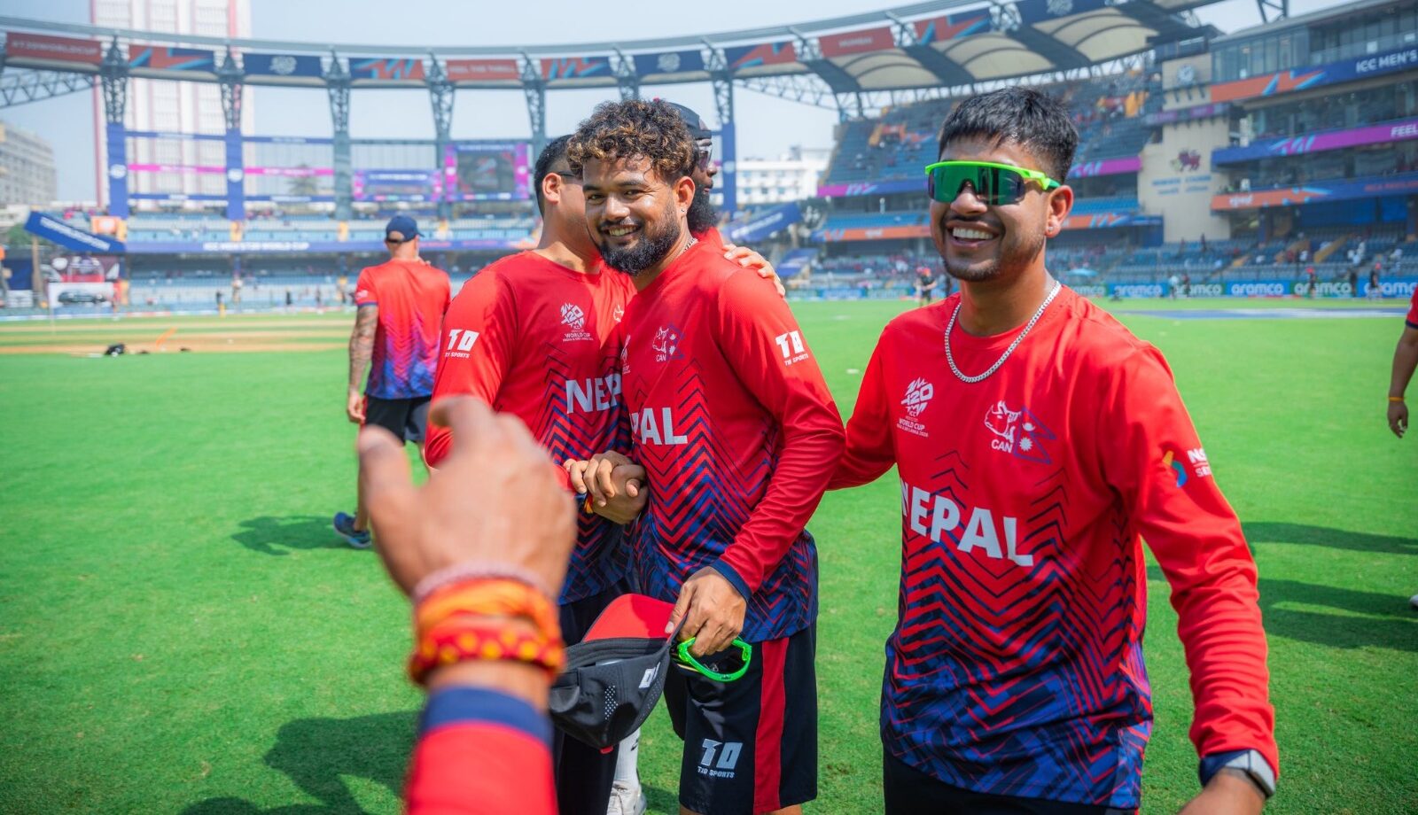 आईसीसी टी-२० : डेब्यु खेलमै विकेट