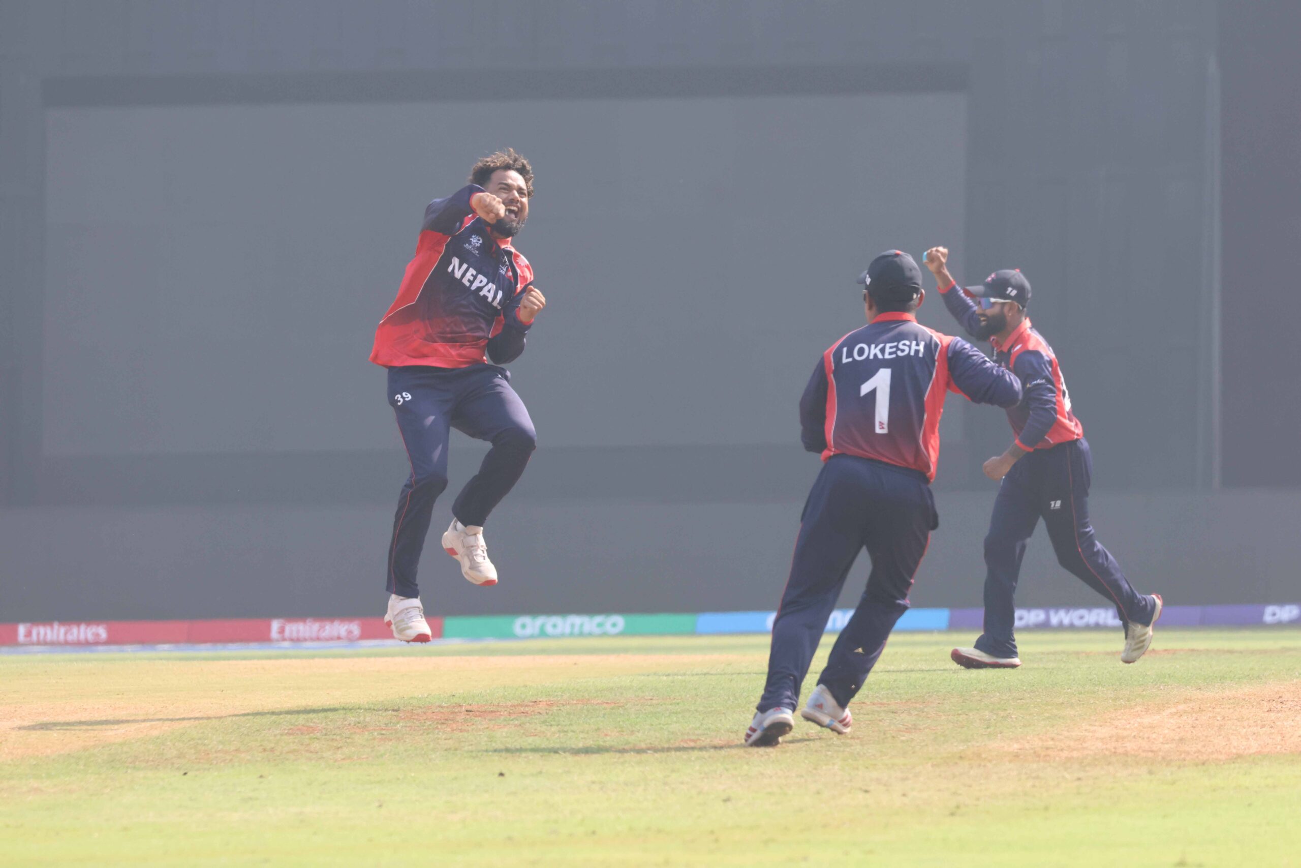 वाङखेडे स्टेडियममा टिम नेपाल [फोटो फिचर]