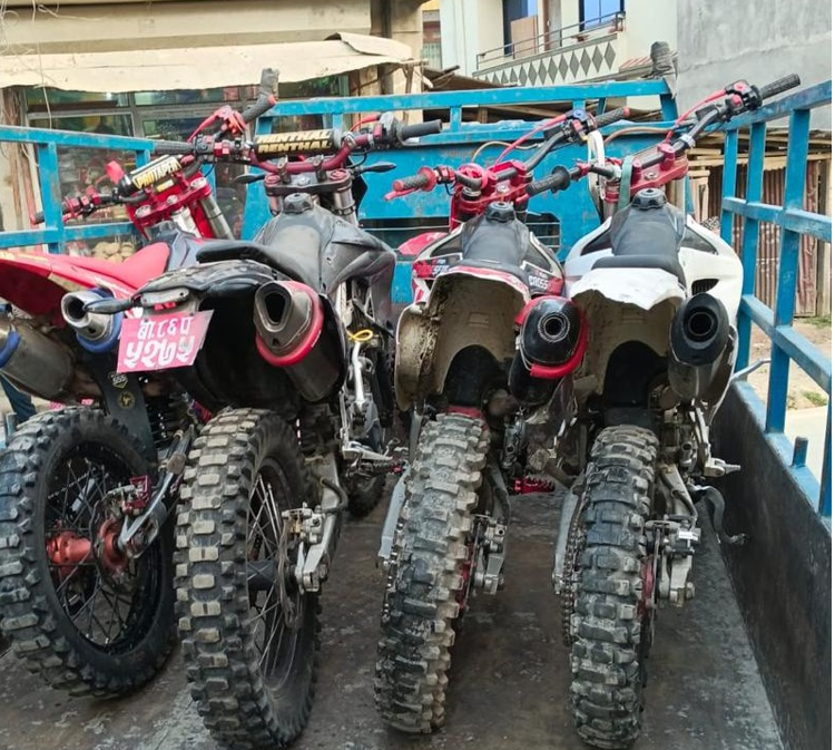 काठमाडौंमा चर्को आवाज निकाल्ने मोटरसाइकलमाथि कडा निगरानी, आठ वटा नियन्त्रणमा