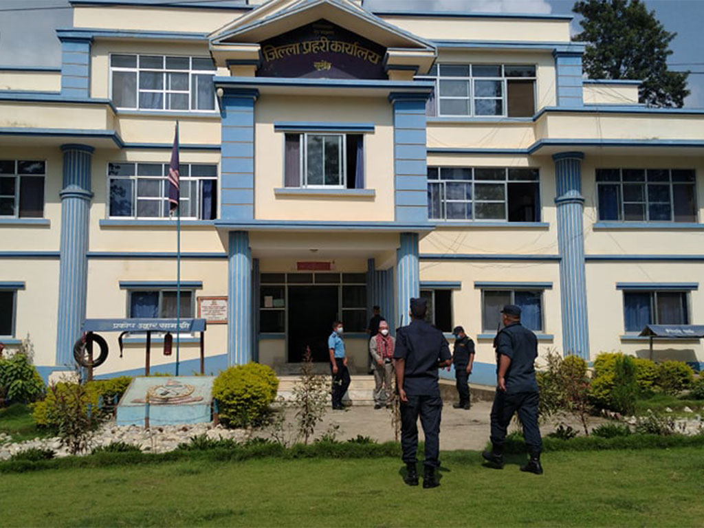 नौ लाख उनान्चालिस हजार राजस्व असुली