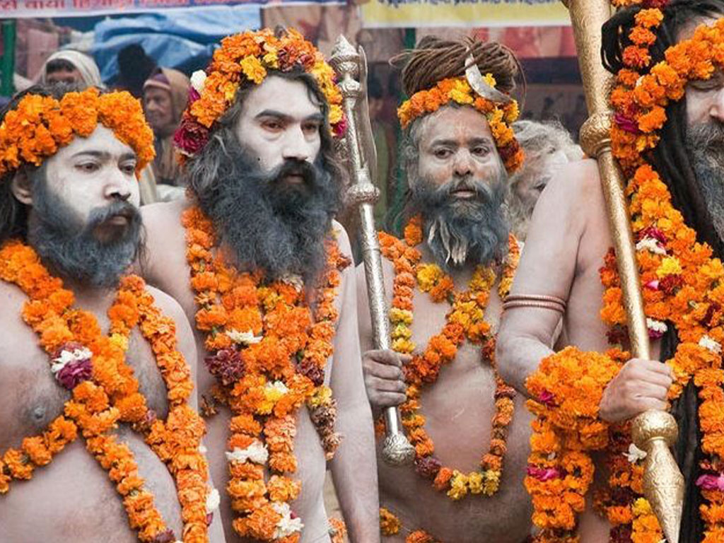 महाशिवरात्रिमा पशुपतिनाथ आएका दुई हजार २०० नागा बाबासहितका साधुसन्तको बिदाइ