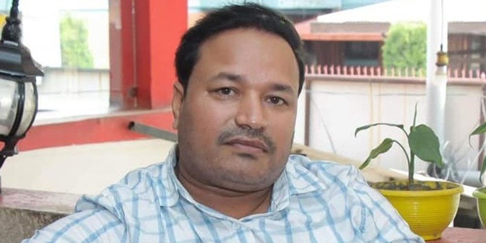 शंकास्पद वस्तुसहित नेकपा उम्मेदवार मनोजकुमार चौधरी पक्राउ
