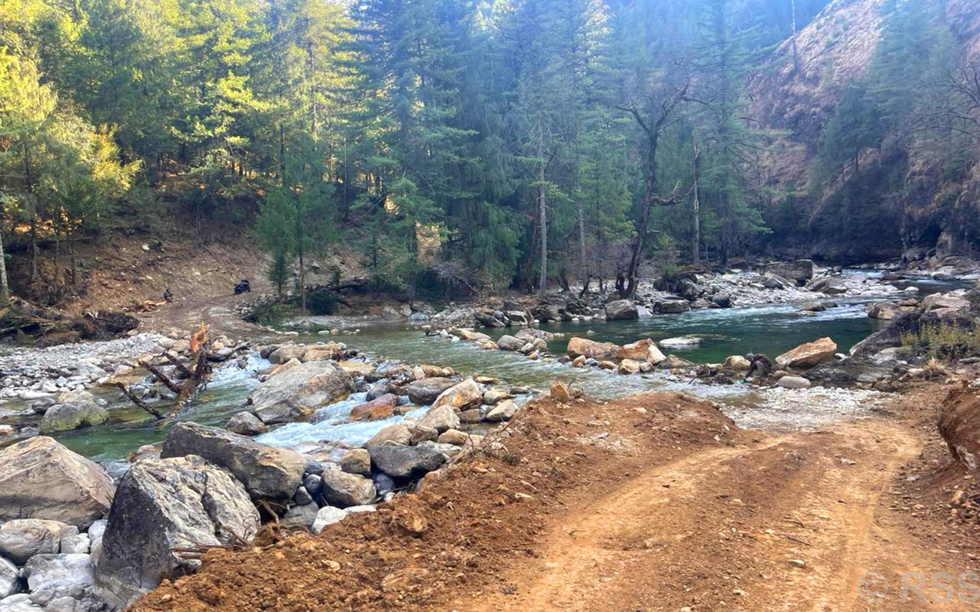 सिधा सडकले जोडियो ढोरपाटन–तकसेरा