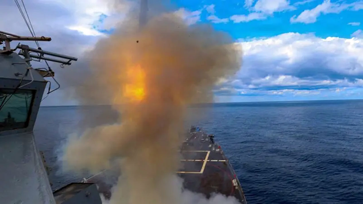 ओमानको तेल ट्यांकरमा इरानको आक्रमण‚ एक भारतीयको मृत्यु