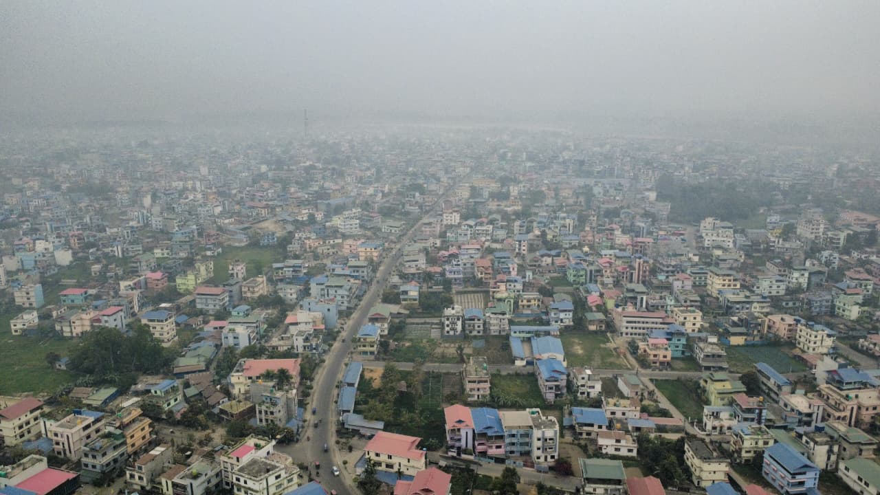 तस्बिरमा धुम्मिएको आकाश