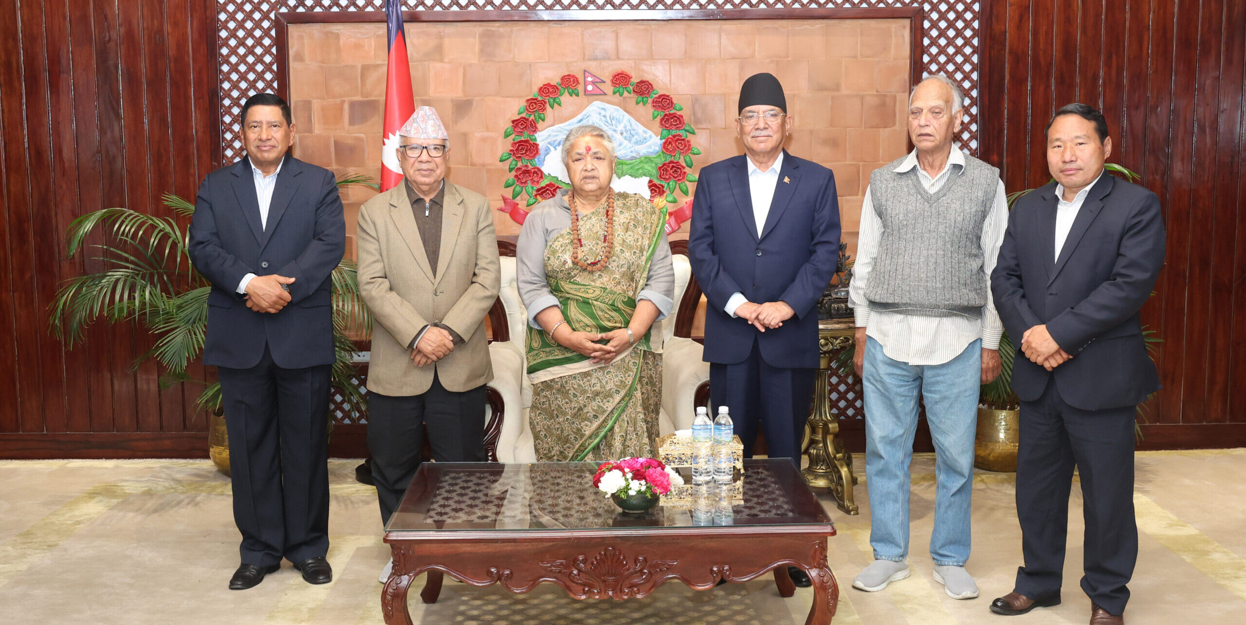 नेकपा नेतृत्वलाई प्रधानमन्त्रीले भनिन्- निर्वाचनको पक्षमा सकारात्मक वातावरण बनाउनुभयो‚ धन्यवाद छ