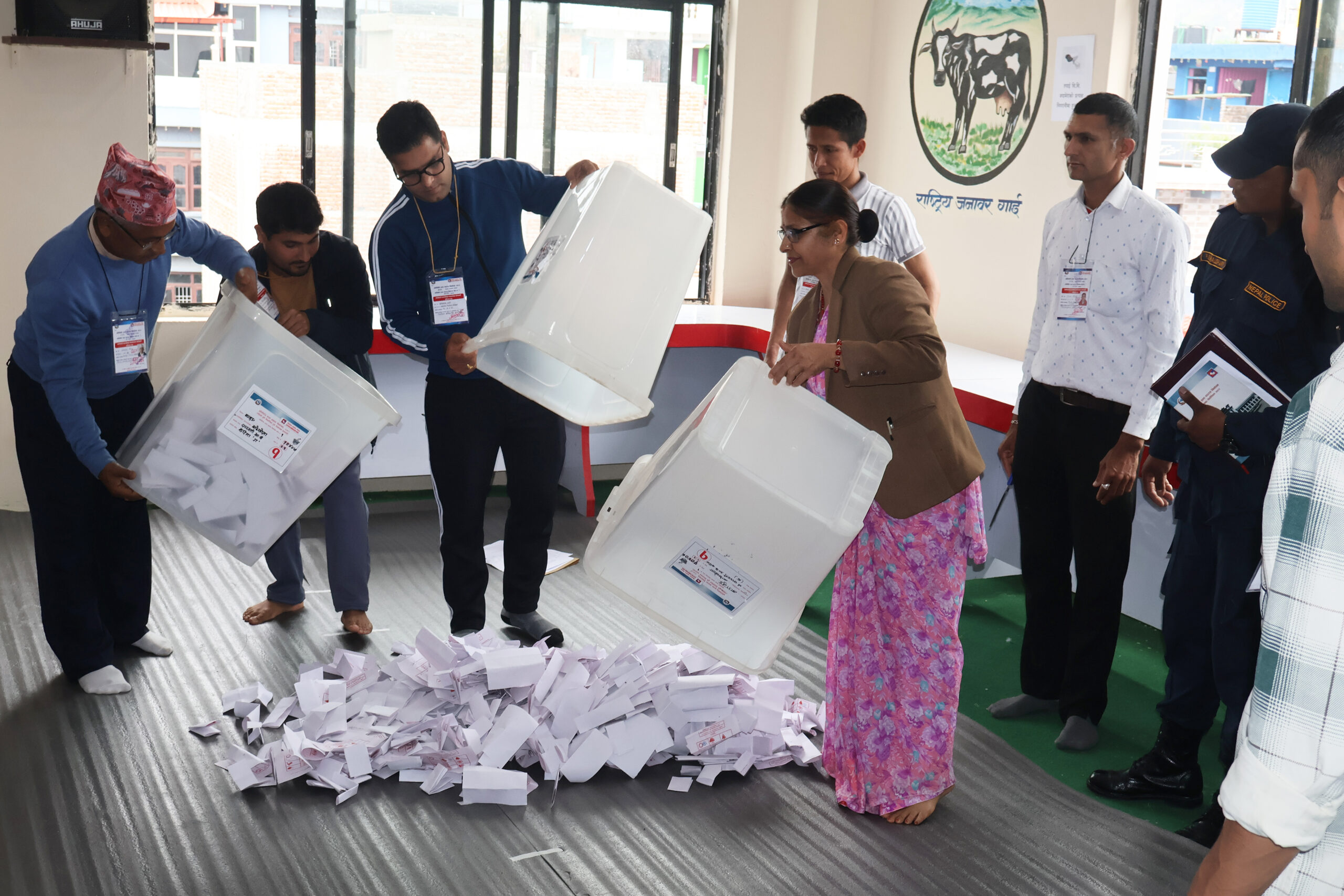 रास्वपा ८१ सिटमा अगाडि हुँदा एमाले ८ र कांग्रेस ६