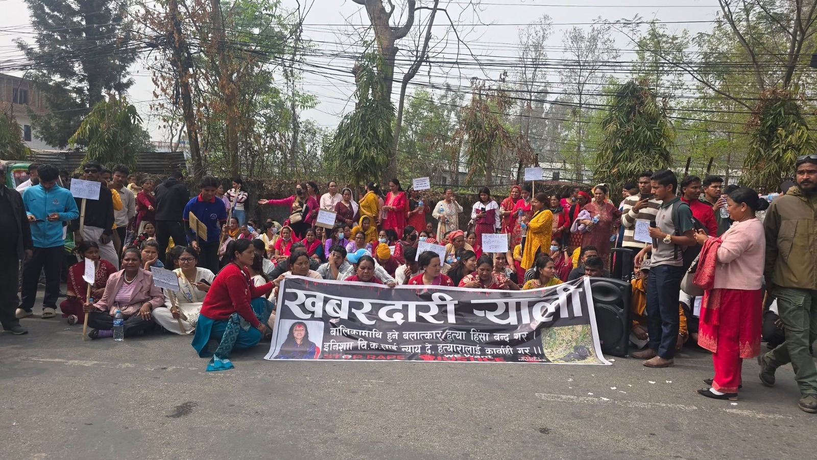 दुबईबाट आइपुगे इनिसाका बुबा‚ भन्छन्- न्याय नपाएसम्म शव बुझ्दिनँ