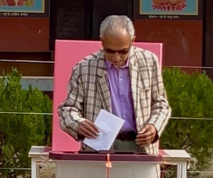पूर्वप्रधानमन्त्री भट्टराईद्वारा गोरखामा मतदान