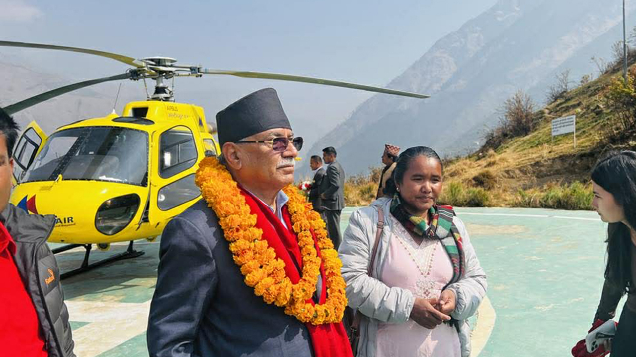 चितवनमा मतदानपछि रुकुमपूर्व पुगे प्रचण्ड
