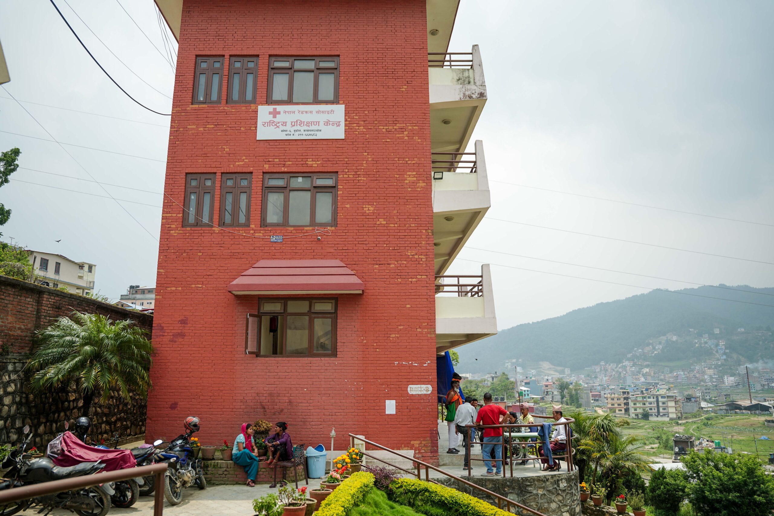 तस्बिरमा हेर्नुहोस् बनेपाको सुकुम्बासी होल्डिङ सेन्टर