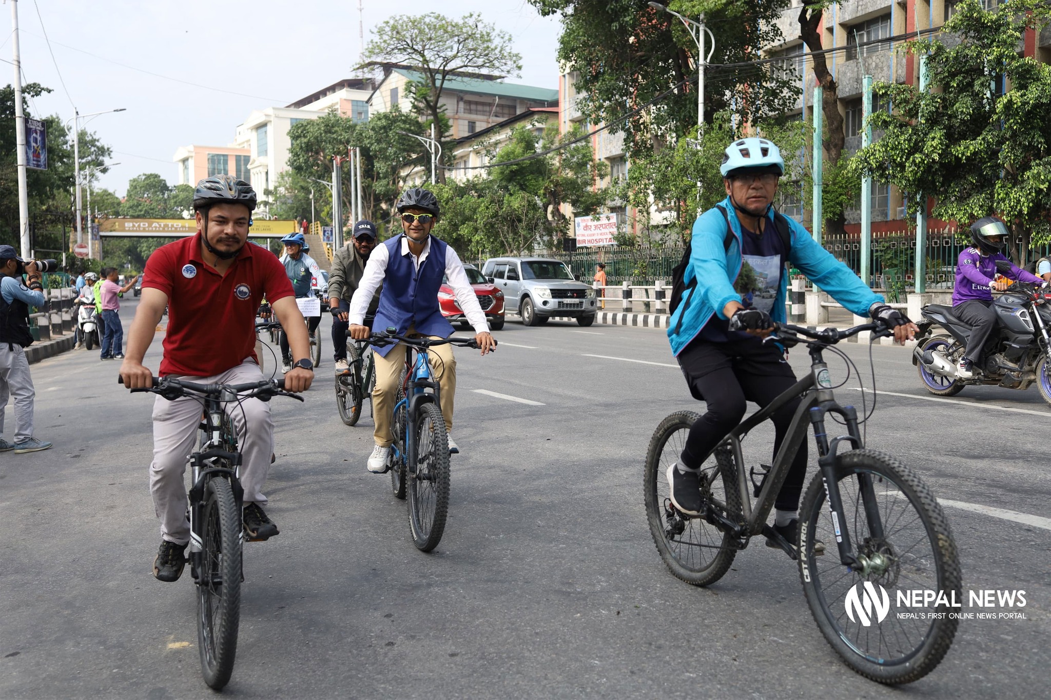 विश्व साइकल दिवसका अवसरमा काठमाडौंमा साइकल र्‍याली [फोटो फिचर]