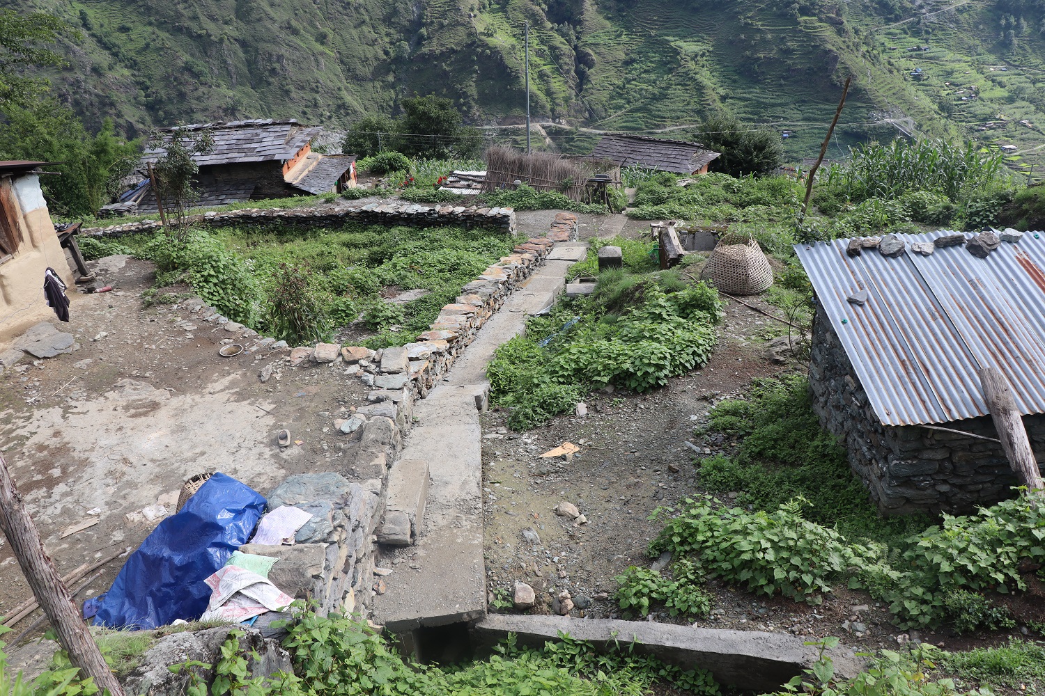 म्याग्दीको मुनामा पक्की नाला निर्माण
