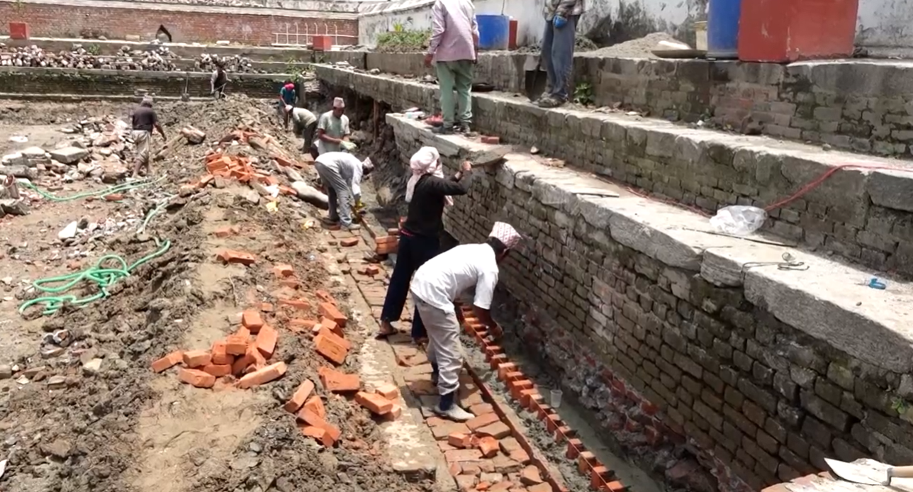 भक्तपुरको सिद्धपोखरी स्तरोन्नति गरिँदै