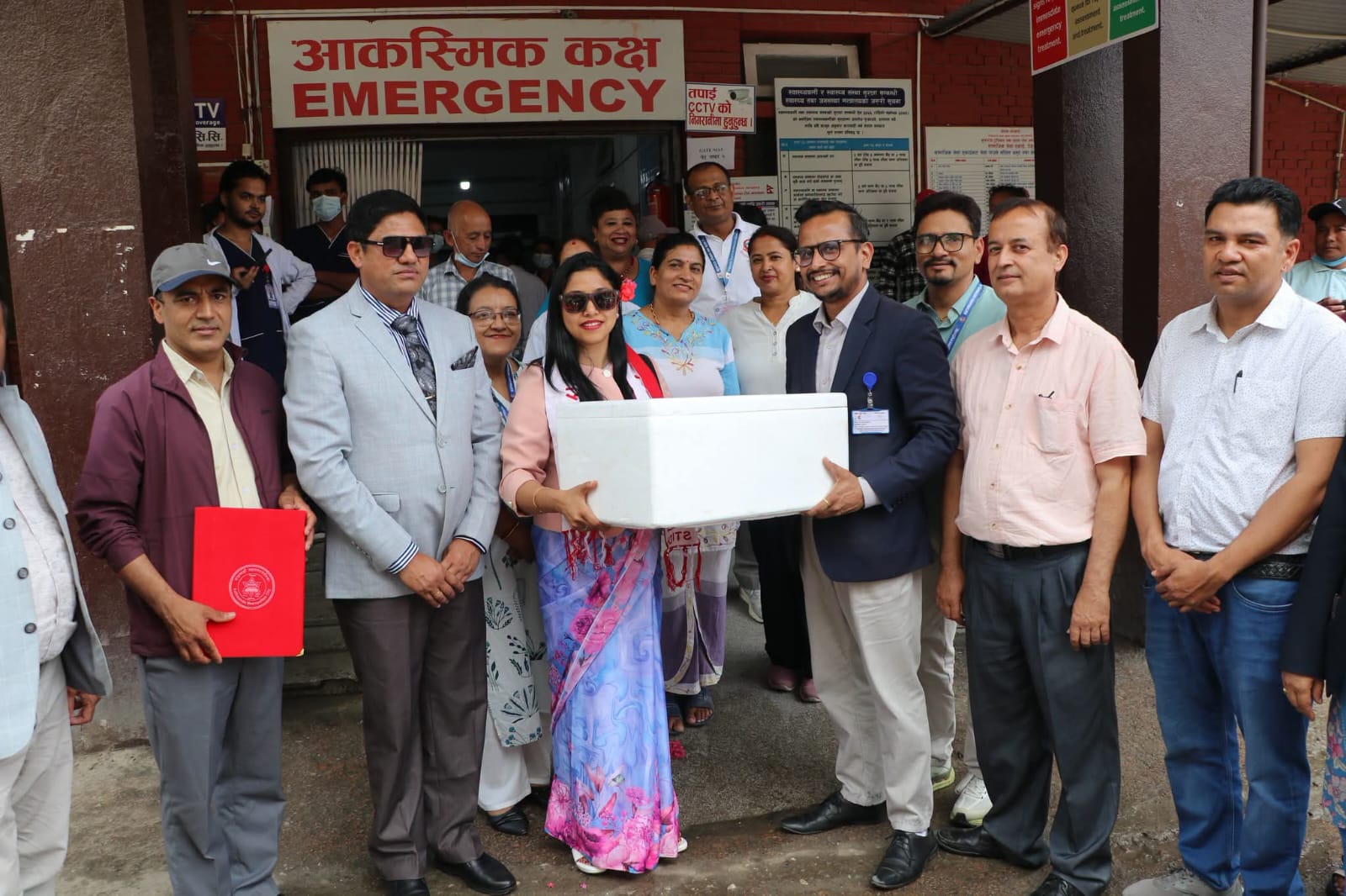 शुक्रराज ट्रपिकल अस्पताललाई १८ सय भाइल एन्टी रेबिज खोप प्रदान