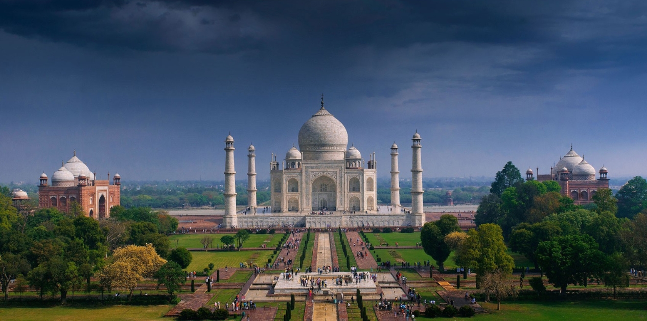 ताज महल शनिबार