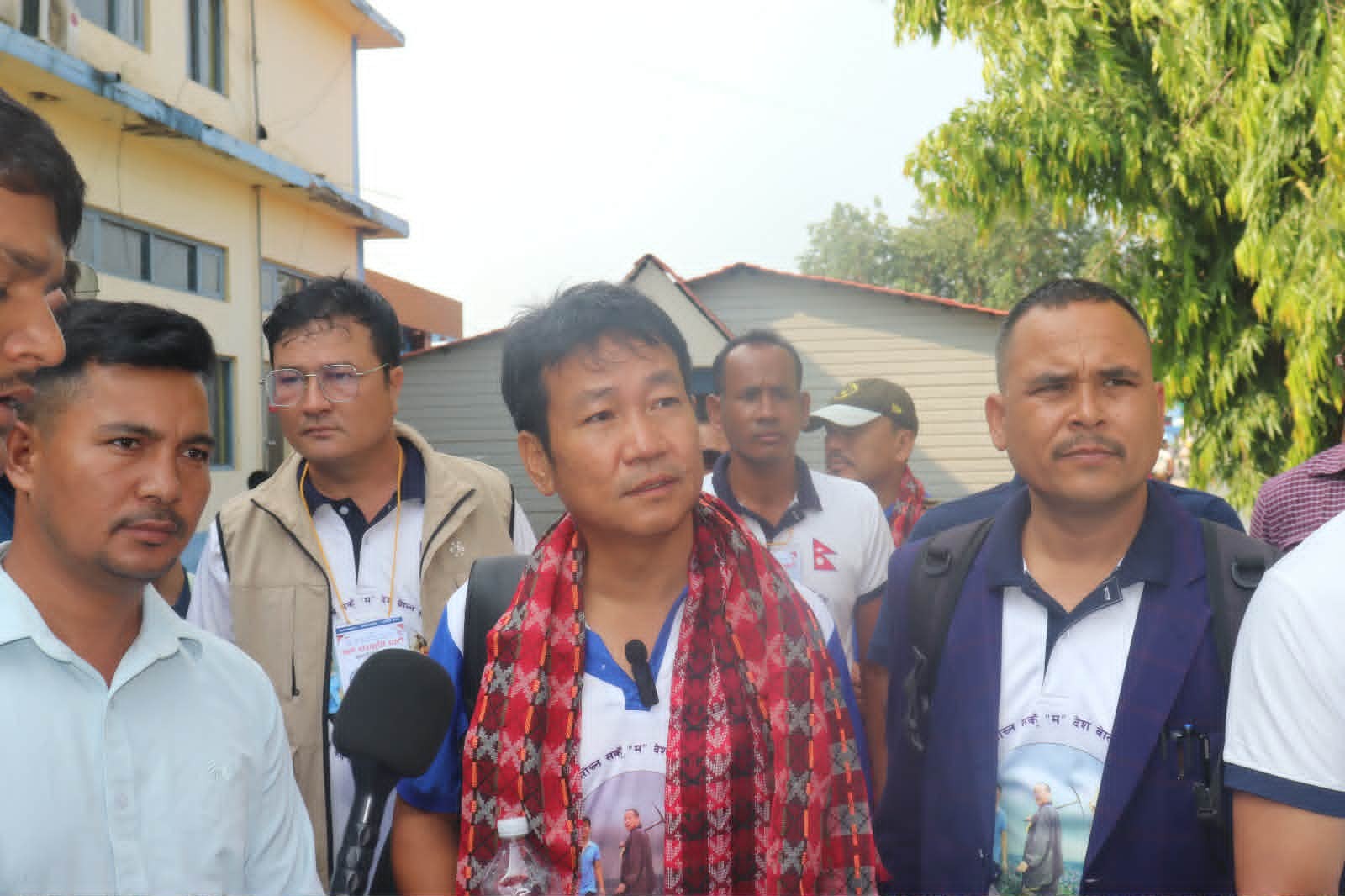 जनता महंगीको मारमा पर्दा सरकार मुख खोल्दैन : हर्क साम्पाङ